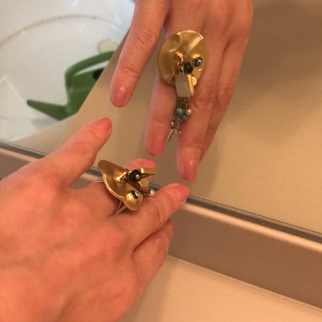 Dangling Ring